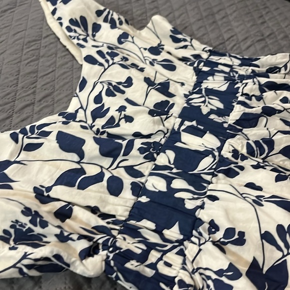 100% Cotton F.L.P. Blue And White Floral Sleeveless Dress - Picture 9 of 10